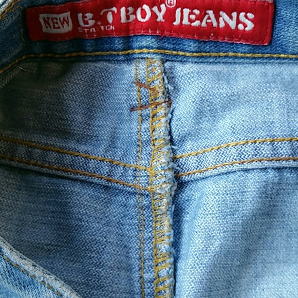 Distressed denim mini skirt - Picture 3 of 6